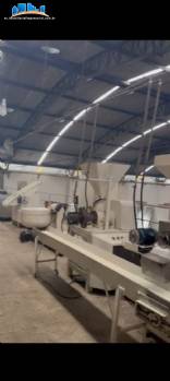 L�nea de producci�n de snacks de ma�z, 400 kg/hora.
